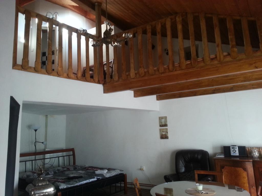 Penzion U Tomase Jindrichuv Hradec Room photo