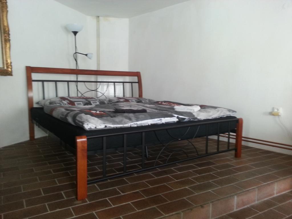 Penzion U Tomase Jindrichuv Hradec Room photo